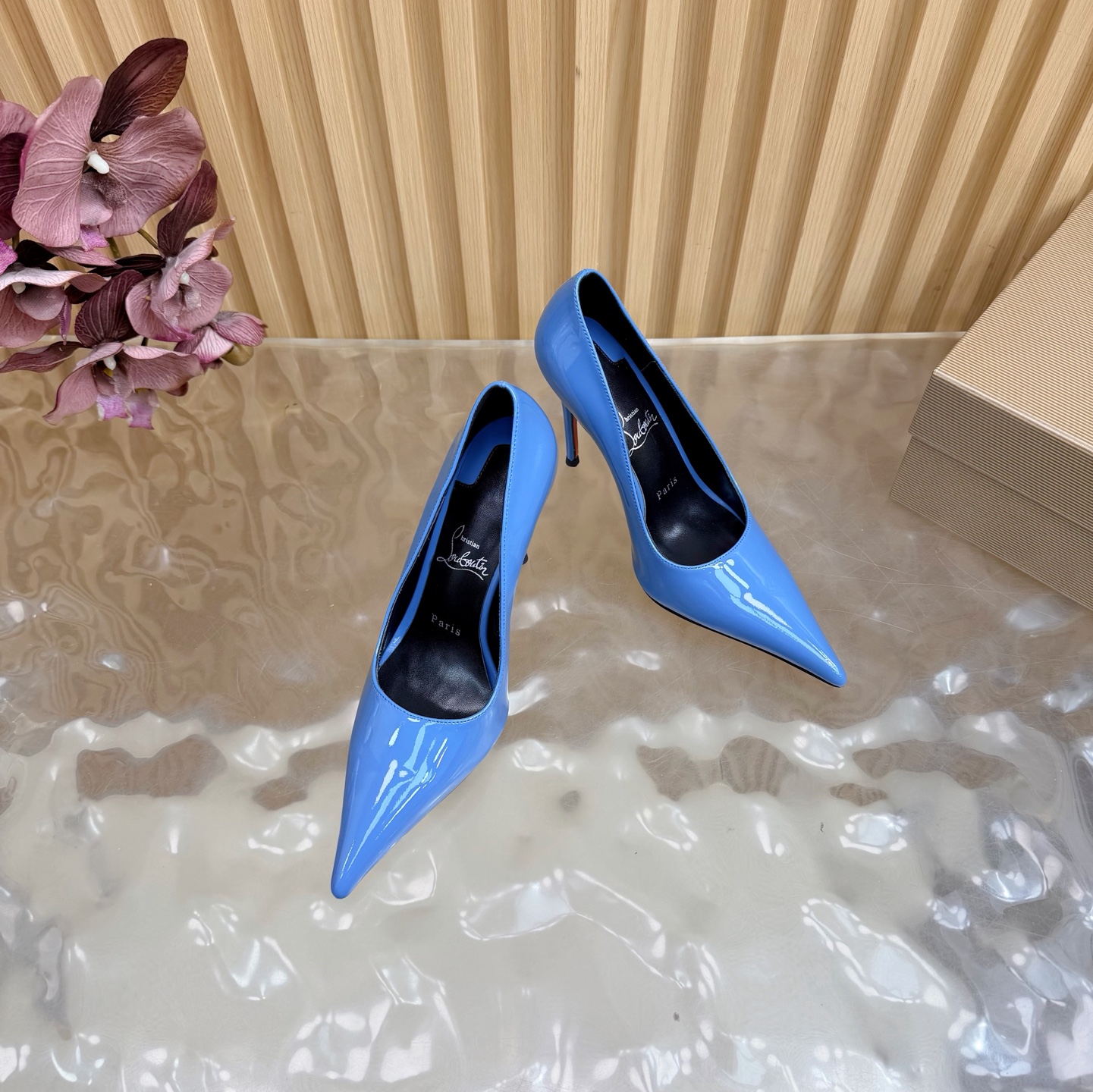 Women's high heels